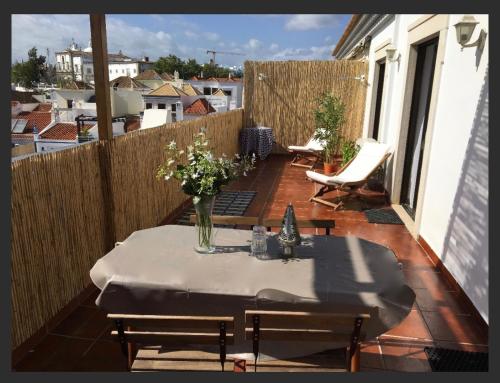 Comfortable Apartment Tavira + Terrace
