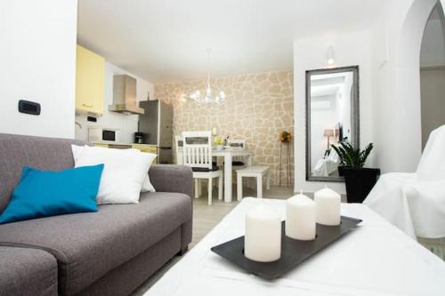 Modern Apartment in Trogir - 70 m² - Parking Included