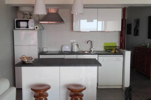 Comfortable apartment in Praia da Rocha 70 m² with sea view 4 pers