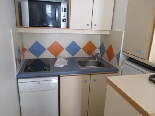 Studio moderne avec balcon - Saint-Raphaël - 25 m² - Parking