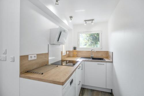 Appartement confortable à Hyères avec piscine privée