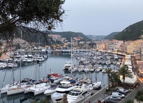 Appartement cosy à Bonifacio avec vue sur la mer - 45 m²