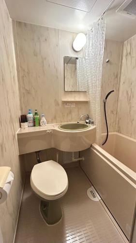 One Room Apartment 203 Hirai 2 - 2 mins from train station - Quiet Area - 2 people max