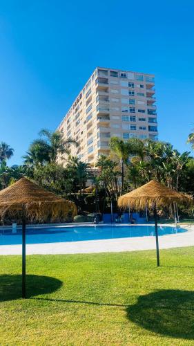 Oasis Torrequebrada photo 8