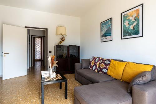 Brunella Cozy Apt - by Viva Domus