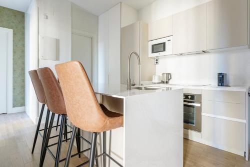Premium Renovated Apartment in Central District