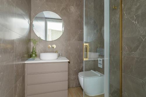 Premium Renovated Apartment in Central District
