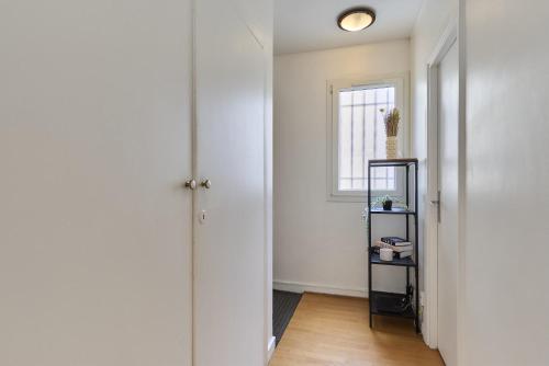 Suite for 4- Arc de Triomphe Faubourg Saint-Honoré