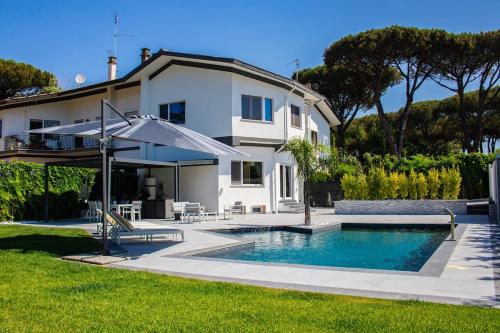 Villa Isabel con piscina moderna e area benessere