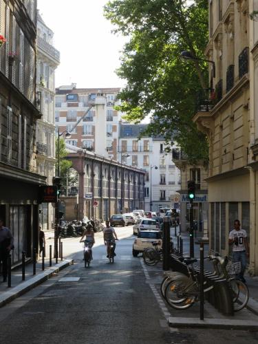 Air Cond Architect pied-a-terre in Charonne Bastille