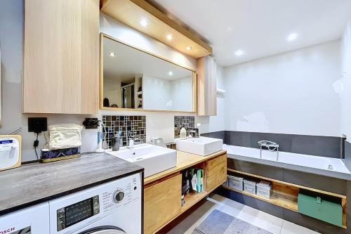 Charming flat near Parc Monceau