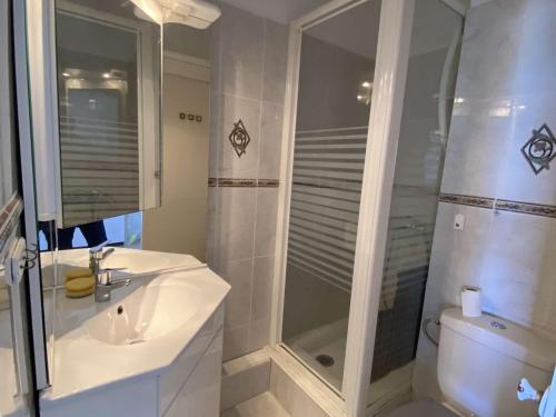 Appartement rénové vue mer, animaux - 4 pers.