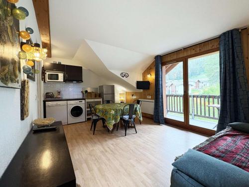 Appartement avec Piscine, Sauna, Hammam et Wifi aux Pieds des Pistes, Les Orres 1800 - FR-1-322-92