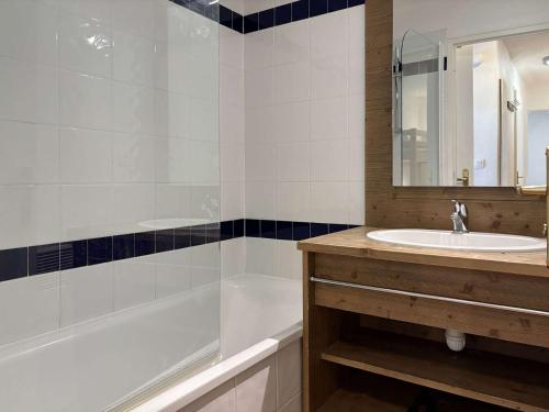 Appartement skis aux pieds Les Orres 1800, balcon - FR-1-322-702