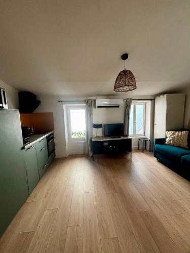 - Beautiful apartment 5 min from la Promenade des Anglais -