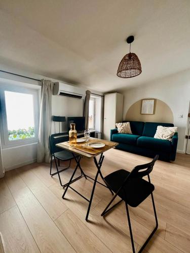 - Beautiful apartment 5 min from la Promenade des Anglais -