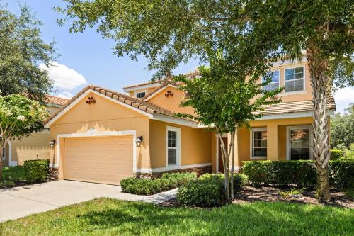 Upstay-Solterra Home with Private Pool & Hot Tub photo 6