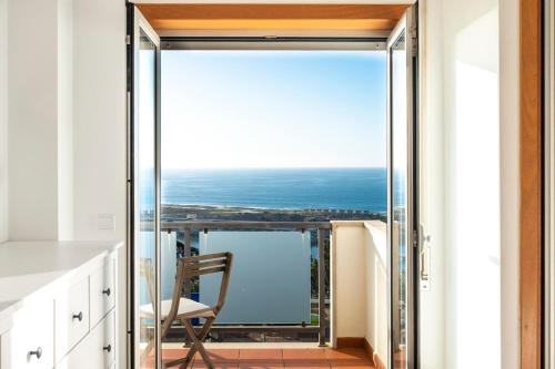 The Harbour House - Sea views everywhere