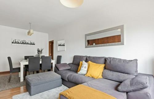 Spacious 3 Bedroom Apartment in Lisbon