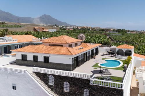 Sunset Villa