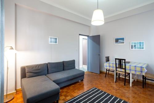 Caparica Urban Beach Retreat Near Beach and Park