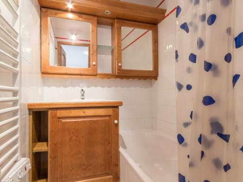 Appartement lumineux au calme avec balcon et accès skis aux pieds