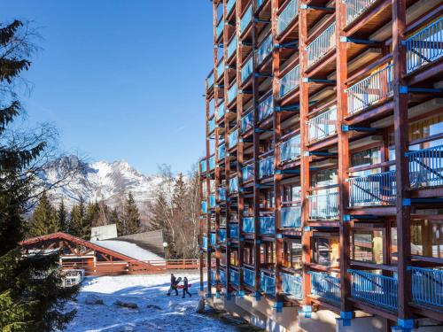 Studio rénové ski aux pieds avec balcon