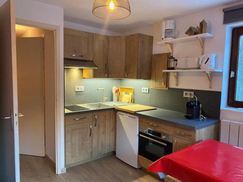 Châtel : 2 pièces avec balcon et parking