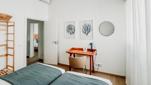 NEW Faro Townhouse - Terrace - 3 Bathrooms