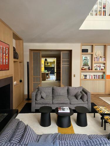 Élégant duplex familial avec terrasse Paris centre