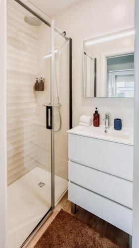 NEW Faro Townhouse - Terrace - 3 Bathrooms