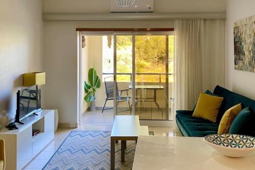 1 bed - Sleeps 4 - 5 Min Beach - Pool - AirCon