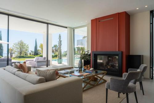 Villa Aria Contemporary Luxury in Paradise