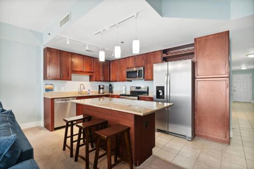A Shore Thing at Laketown Wharf #1904 by Nautical Properties photo 59