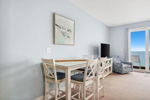 A Shore Thing at Laketown Wharf #1904 by Nautical Properties photo 62