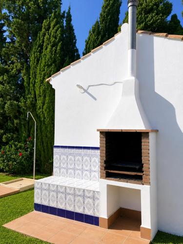 Andalusian holiday home 6 pax with community pool