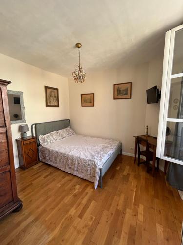 Appartement 3 pièces au Suquet vue château & plage à 3 minutes
