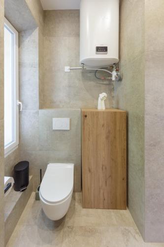 Cannes Croisette Renovated Luxury apartment