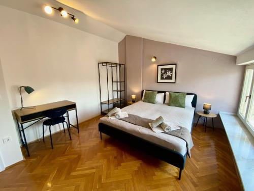 Top Floor 2-Bed, New Kitchen & Bathroom near Arena