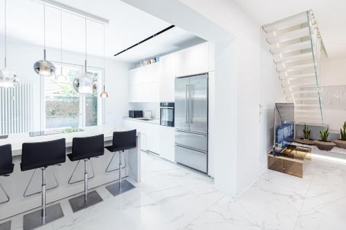 Macan Luxury Apartment photo 36