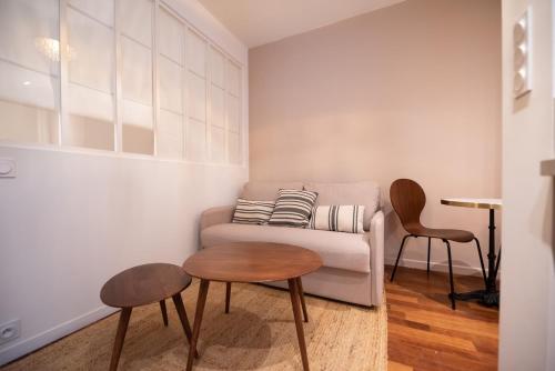 Lovely Parisian Flat -Prime Location, 7th District