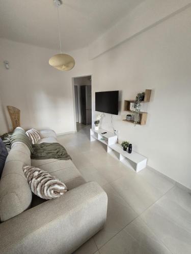 Cozy house near to Agia Paraskevi Metro