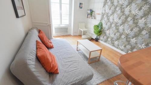 11 Historic Le Sentier flat near Louvre & Metro