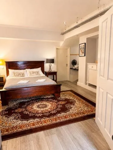 12A Regency Square photo 27