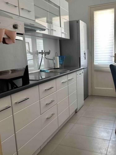 Apartments with WiFi Split - 27676