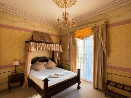 12A Regency Square photo 17