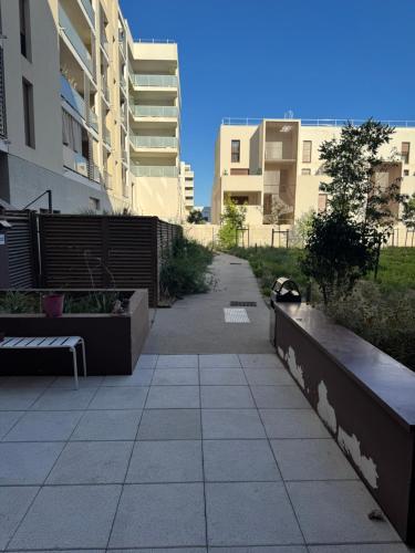 T3 Moderne à 10 min de la plage -Terrasse, Parking