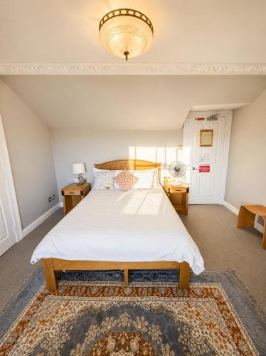 12A Regency Square photo 33