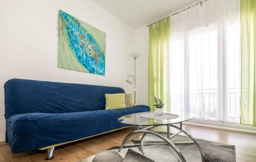 Pet Friendly Apartment In Novi Vinodolski