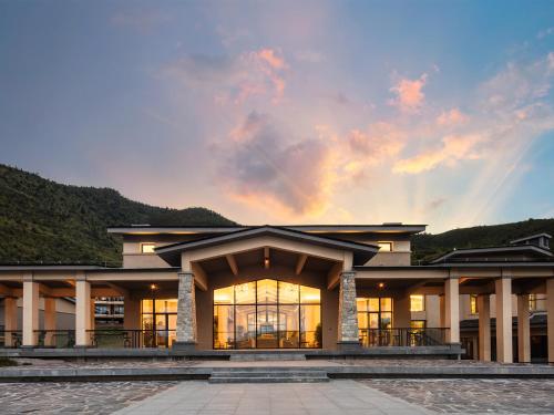 High Mountain Resort Shangri-la – Photos 3
